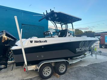 2022 Wellcraft F 222