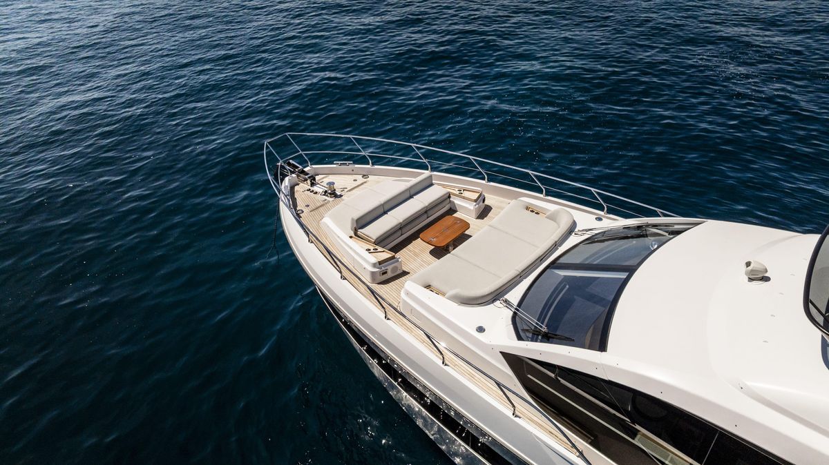 2023 Azimut 68 