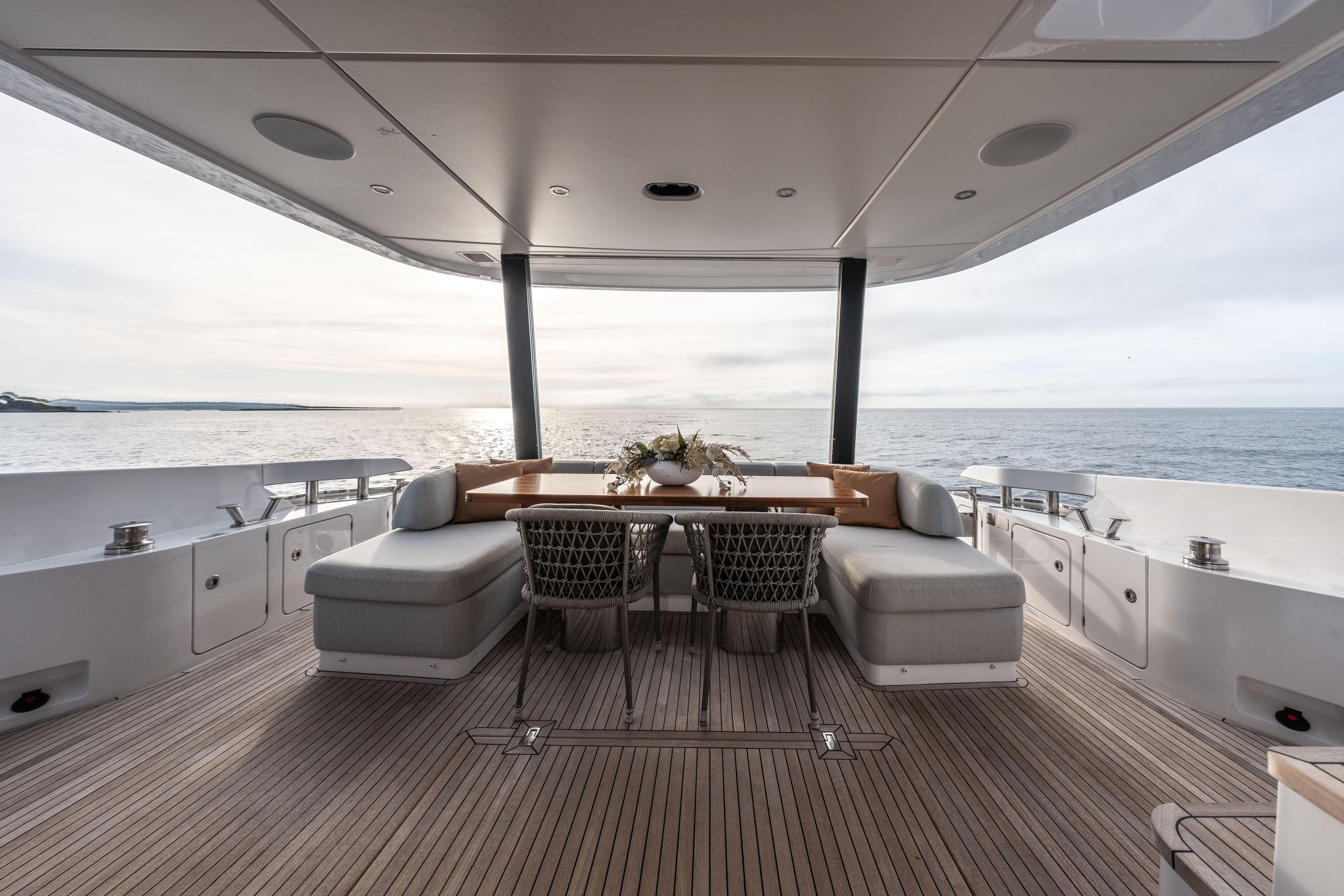 Yacht