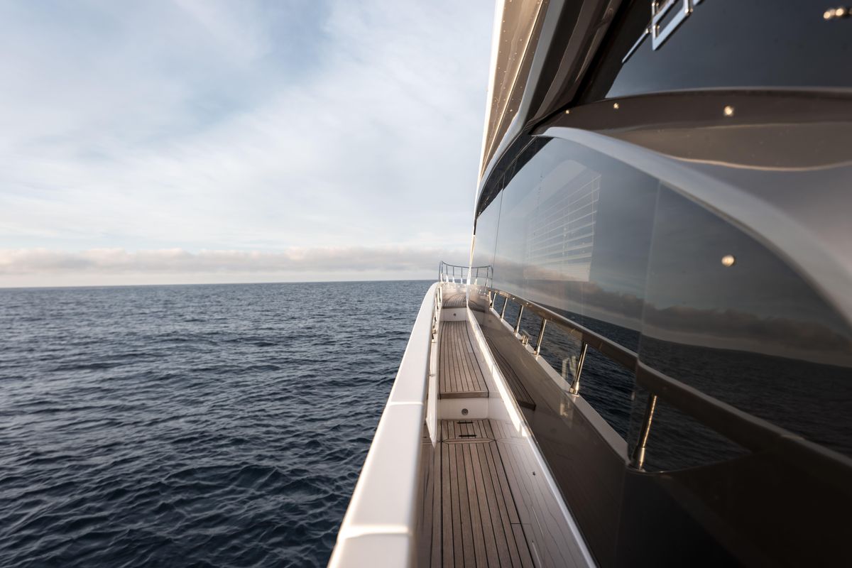 2023 Azimut 68 