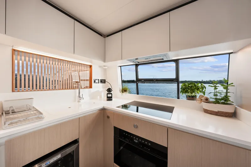  Yacht Photos Pics Azimut 68 Flybridge