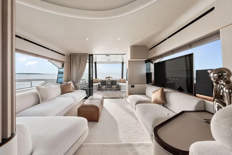  Yacht Photos Pics Azimut 68 Flybridge