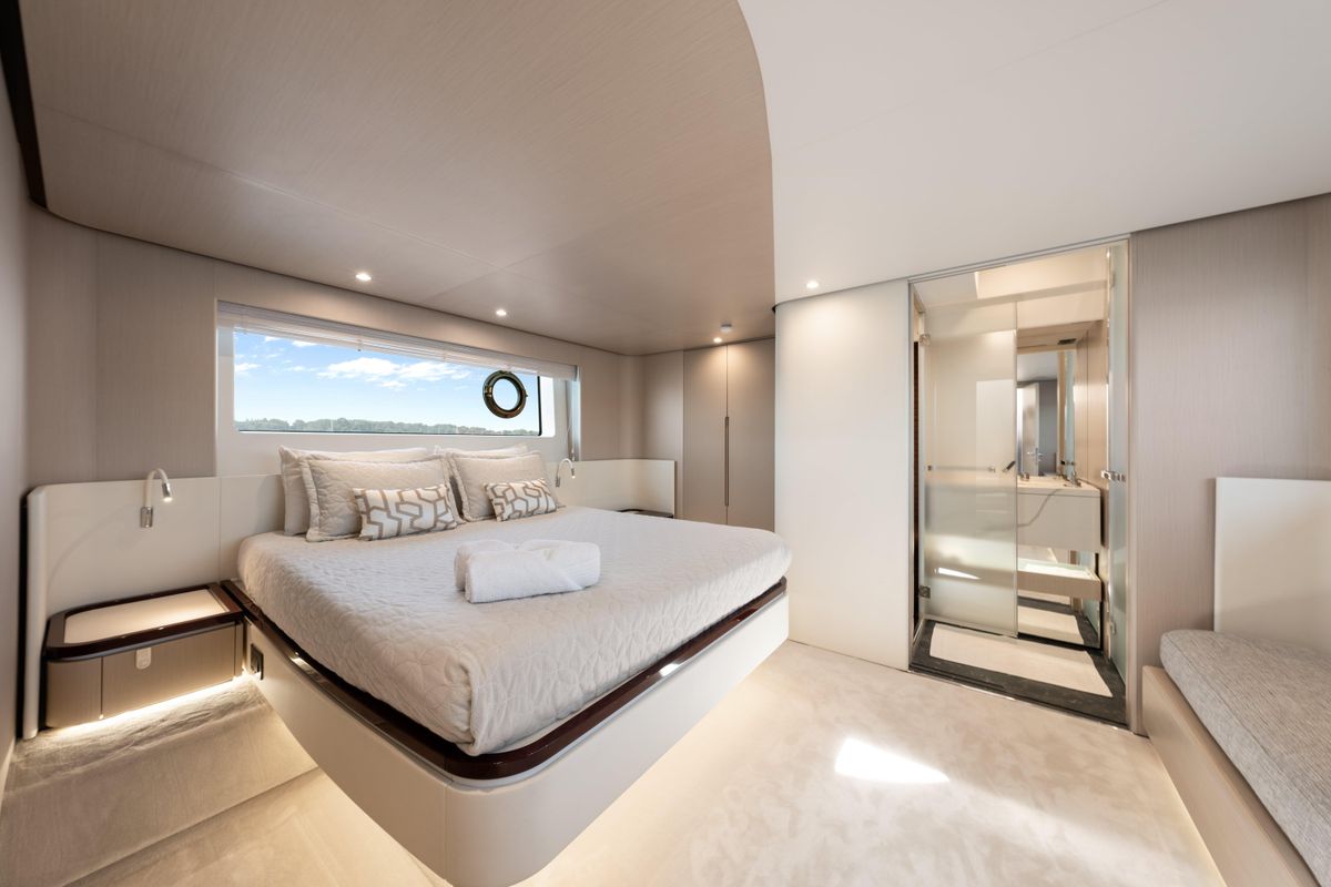 2023 Azimut 68 