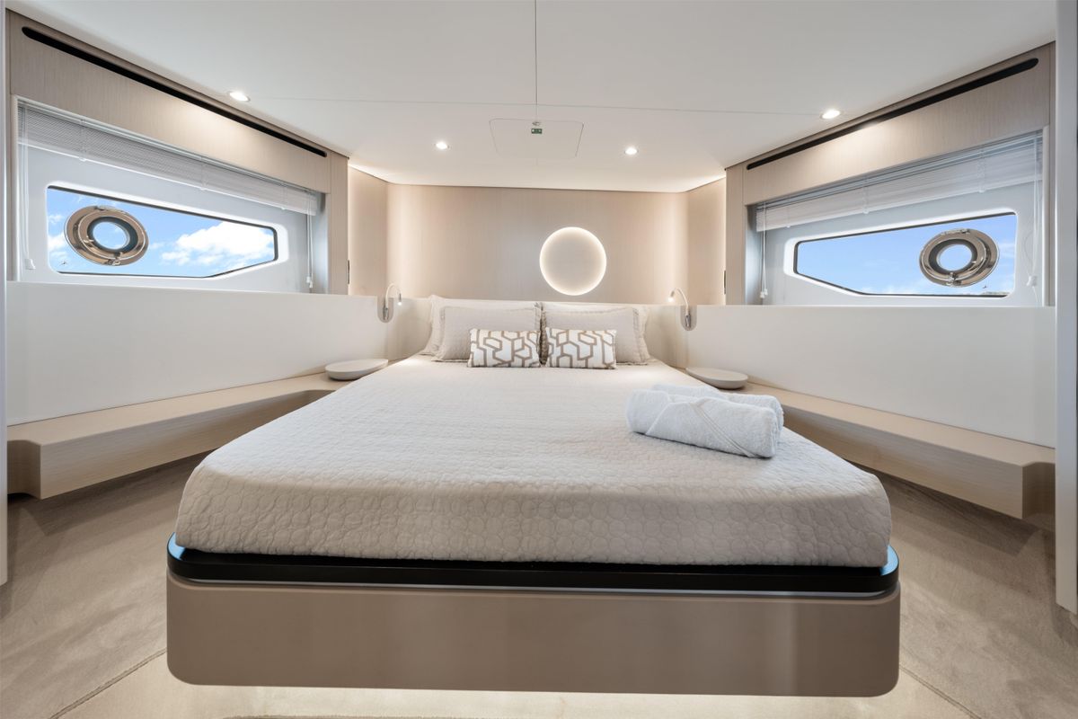 2023 Azimut 68 