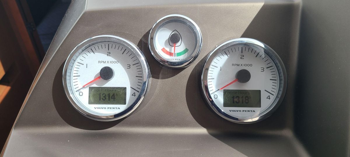 2014 Prestige 45 