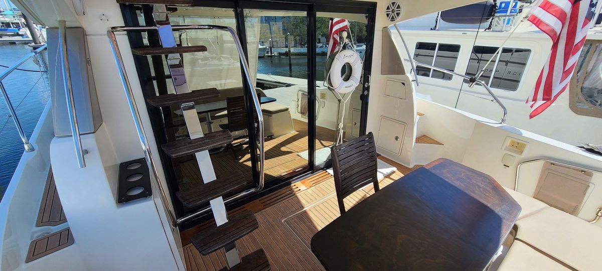 2014 Prestige 45 