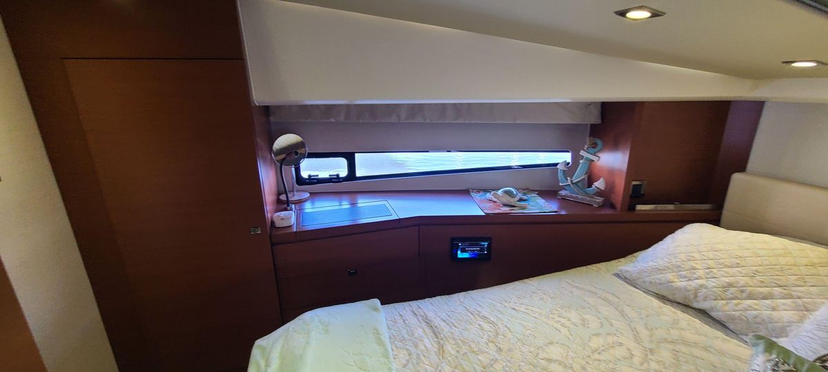 2014 Prestige 45 
