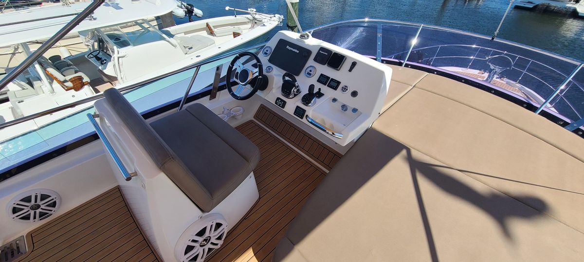 2014 Prestige 45 