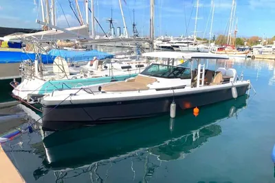 2018 Axopar 37 ST