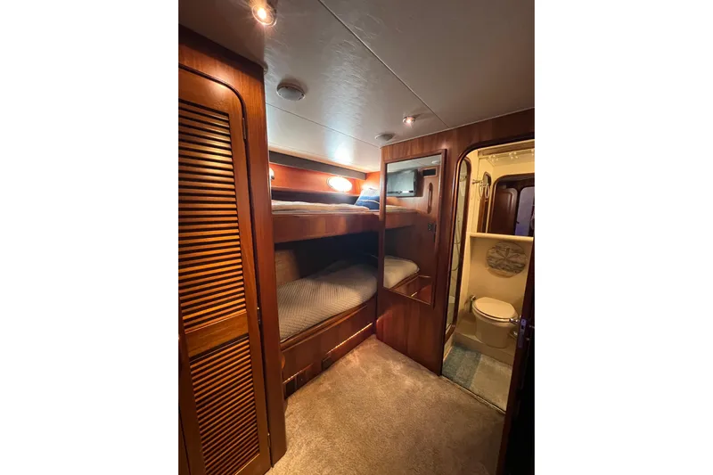 Kailani Yacht Photos Pics Twin bunk room to PStarboard with shared shower/head