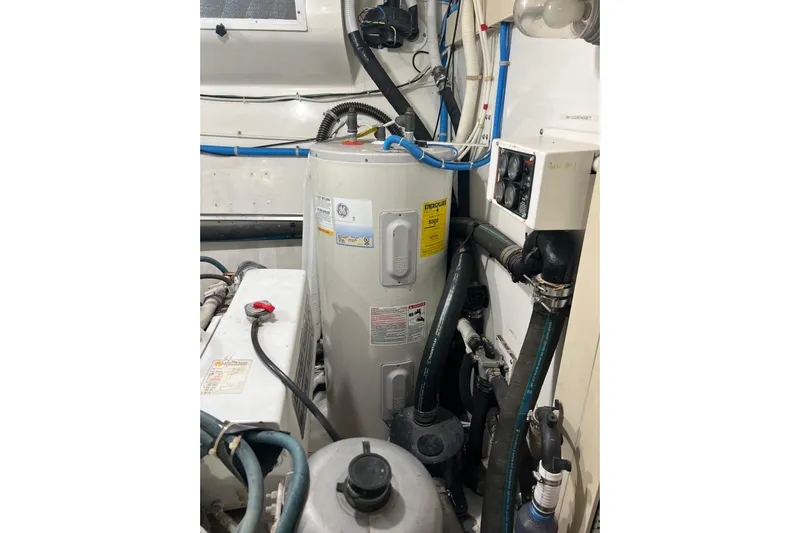 Kailani Yacht Photos Pics Newer 30 gal water heater and piping.
