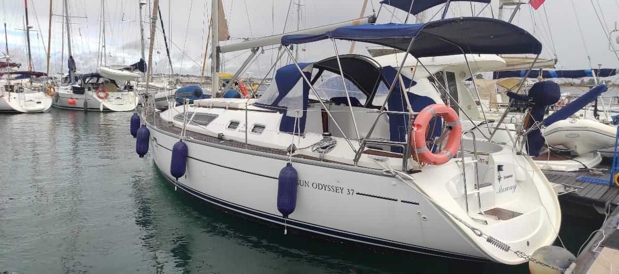 2002 Jeanneau Sun Odyssey 37