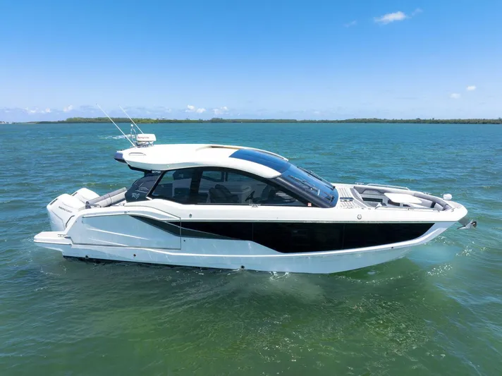  Yacht Photos Pics 2023 Galeon 375 Gto - Image 12