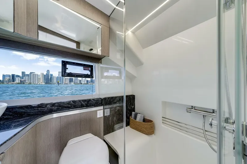  Yacht Photos Pics 2023 Galeon 375 Gto - Image 42