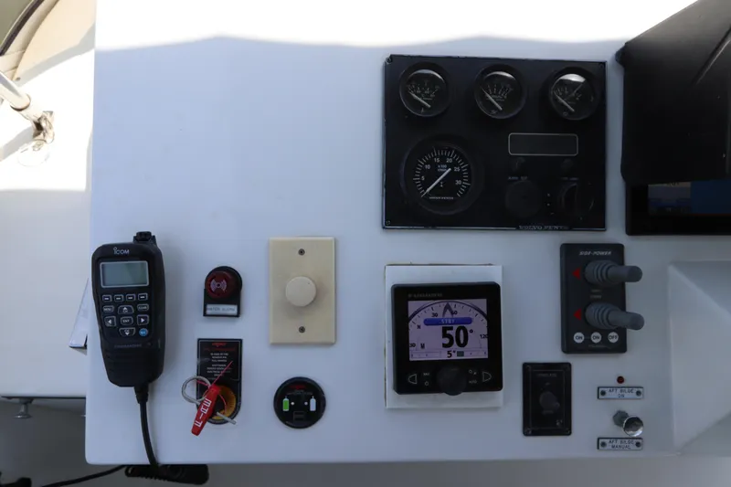 Fitz Perfectly Yacht Photos Pics 