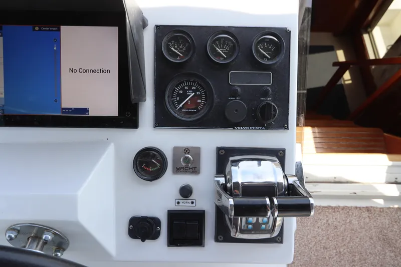 Fitz Perfectly Yacht Photos Pics 