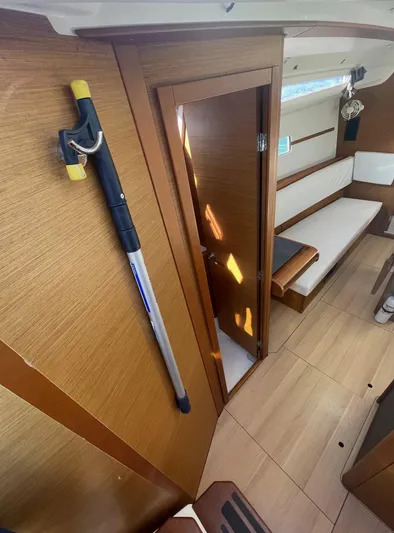 Zoe Yacht Photos Pics 