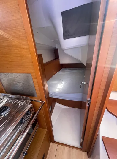 Zoe Yacht Photos Pics 