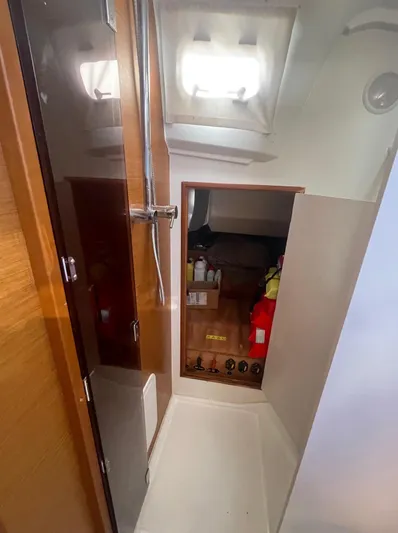 Zoe Yacht Photos Pics 