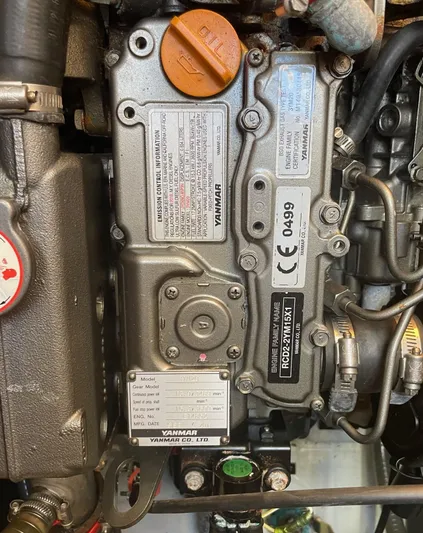 Zoe Yacht Photos Pics 