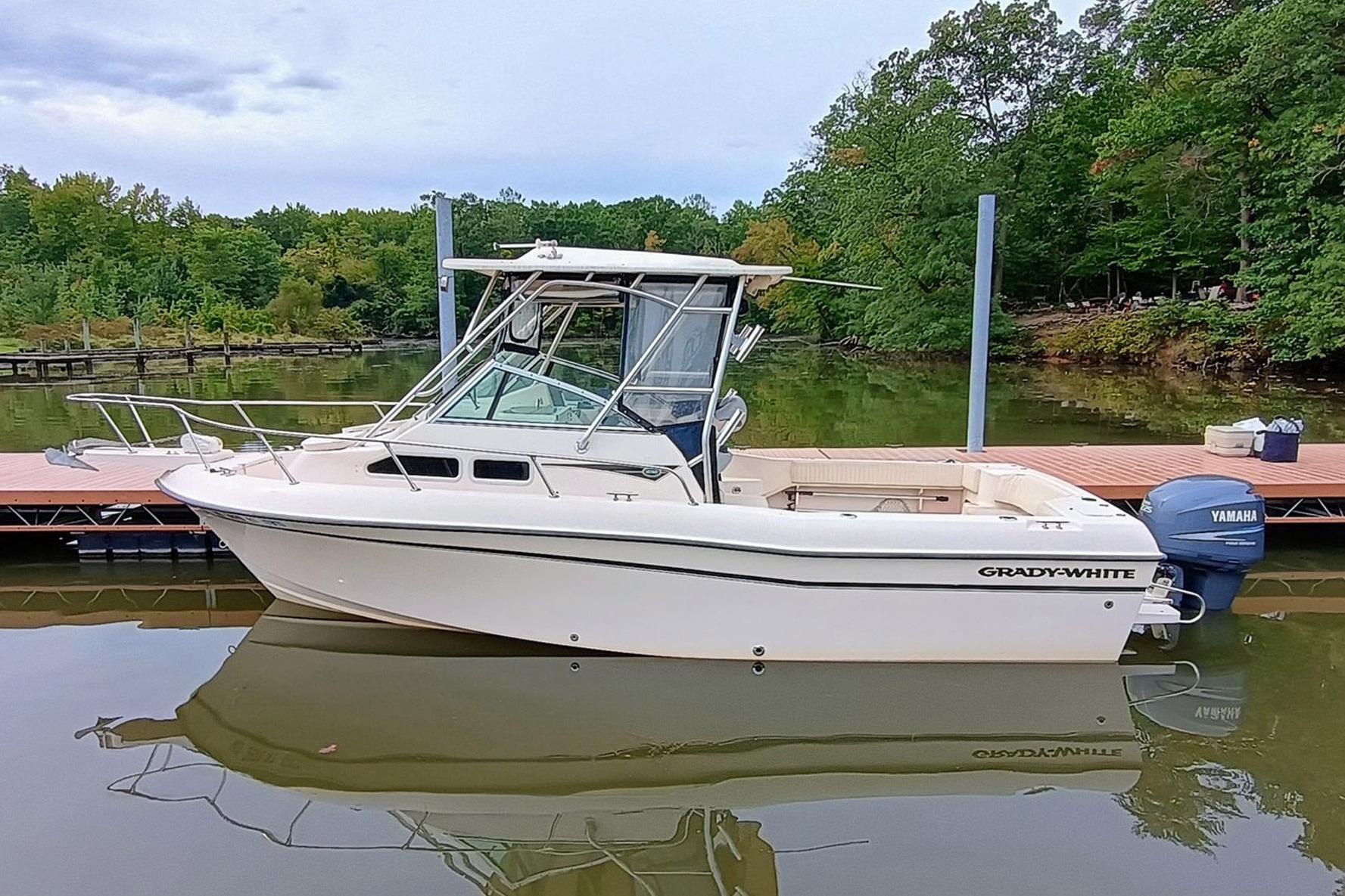 2004 Grady-White Gulfstream 232