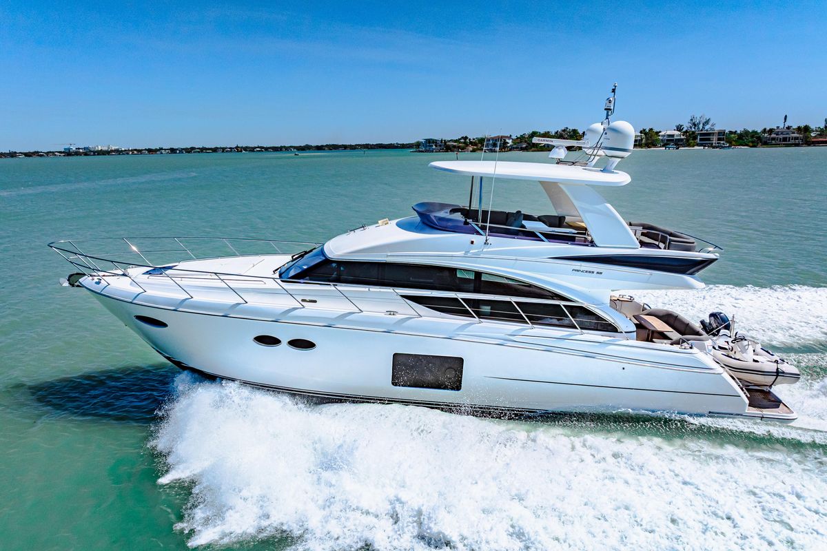 2017 Princess 59 