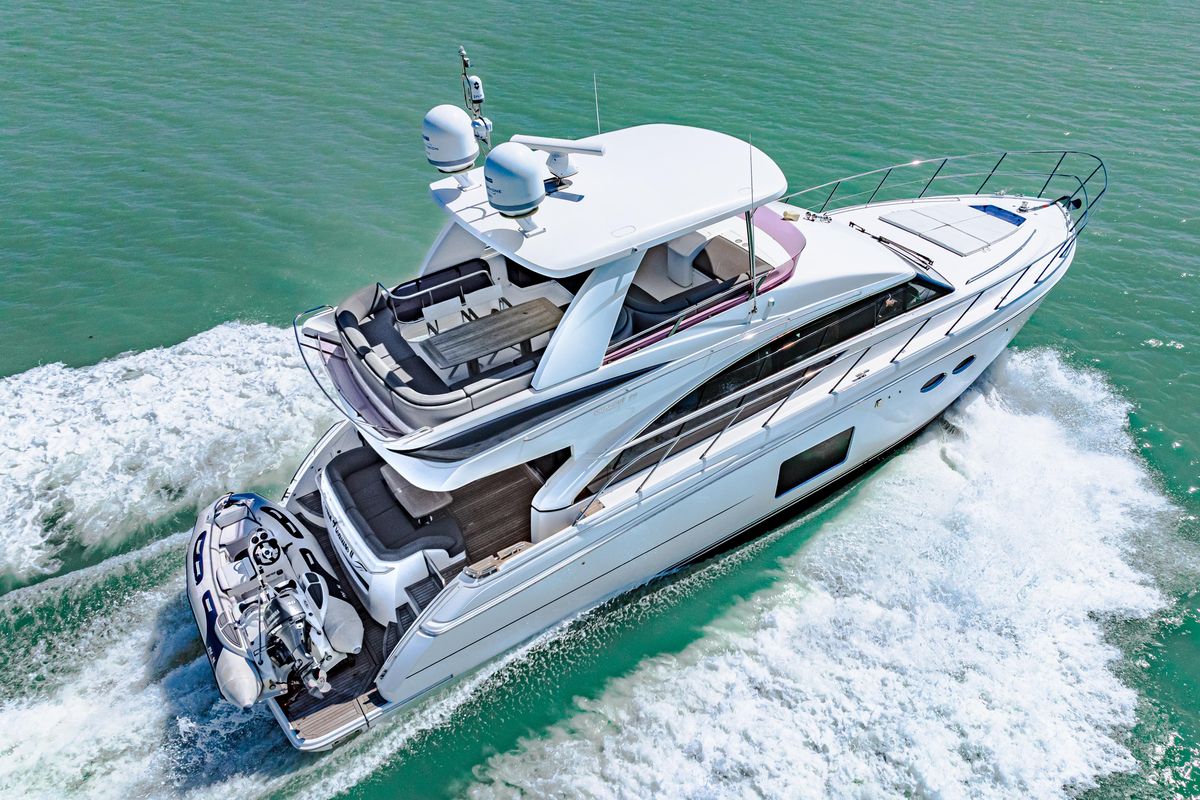 2017 Princess 59 