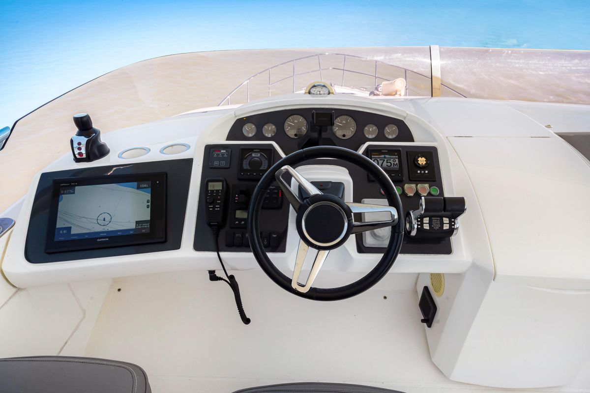 2017 Princess 59 