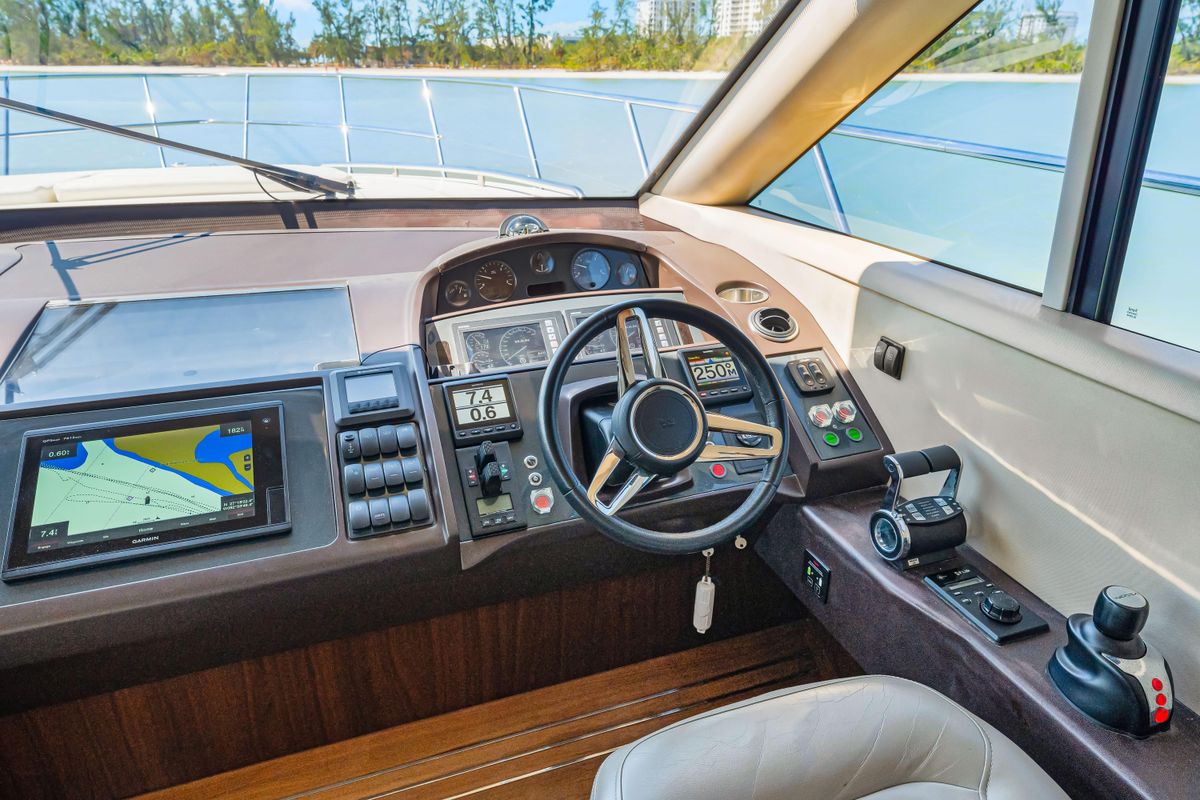 2017 Princess 59 