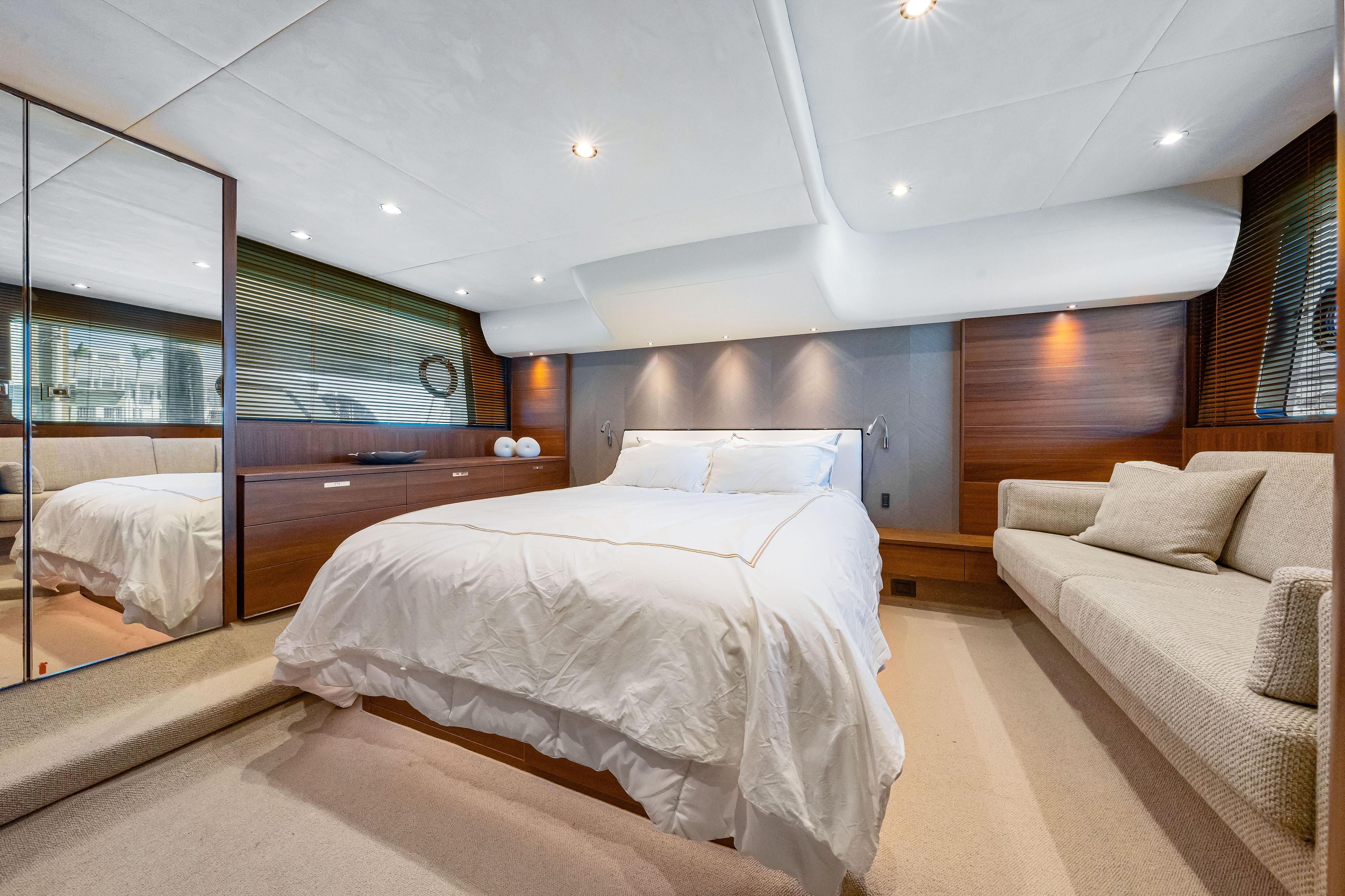 2017 Princess 59 