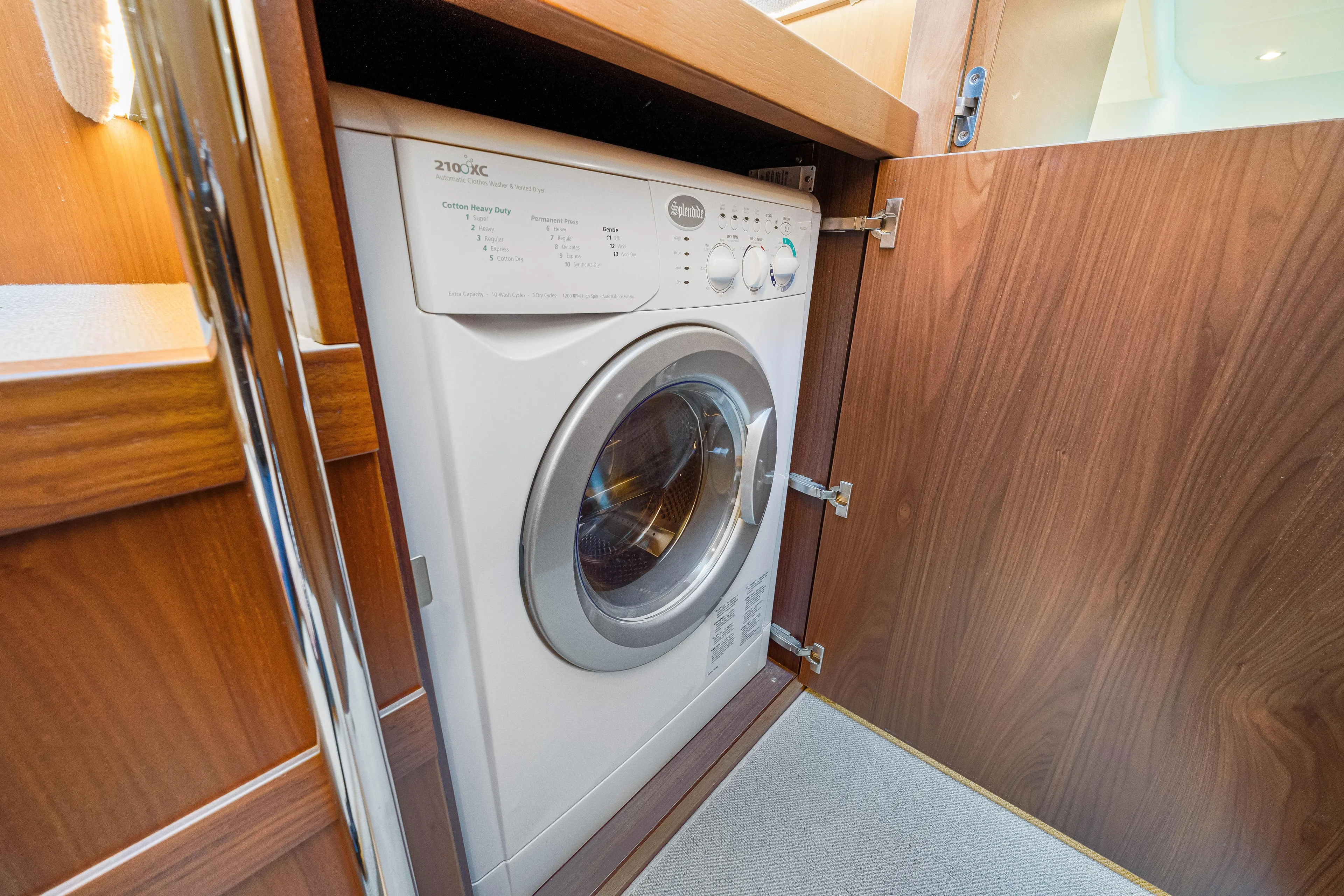 Fuelish Pleasure II Yacht Photos Pics 