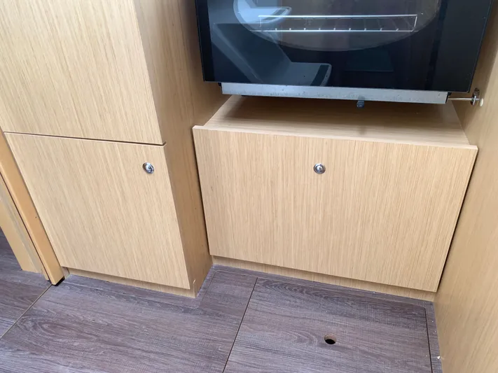 Sails Call Yacht Photos Pics 