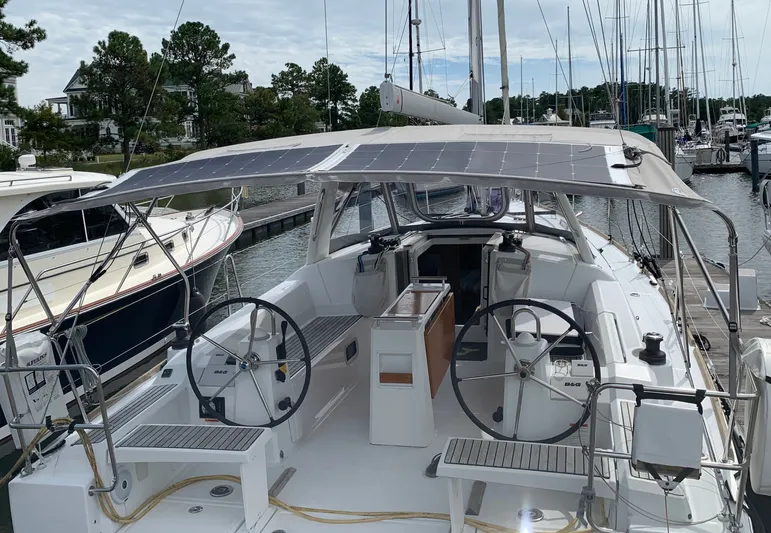 Sails Call Yacht Photos Pics 