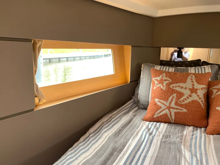 Sails Call Yacht Photos Pics 