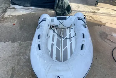 2019 Highfield Ultralite 240