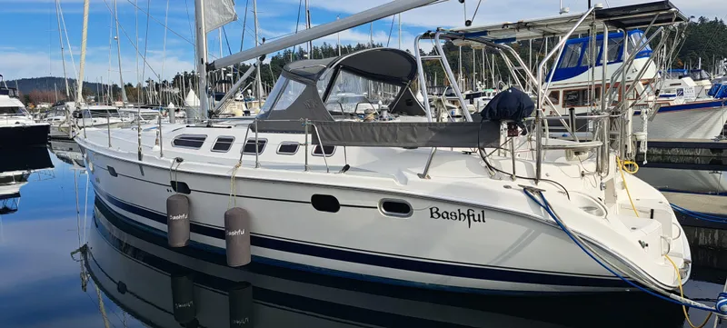 Bashful Yacht Photos Pics 