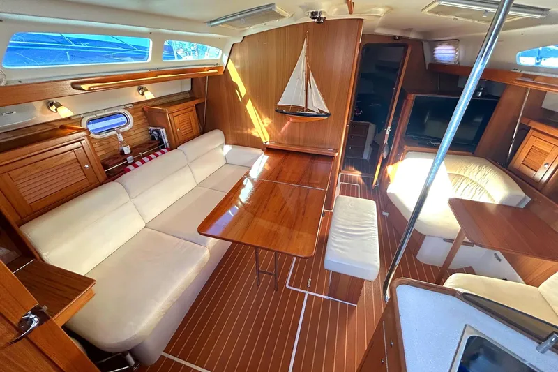 Caroline C Yacht Photos Pics 