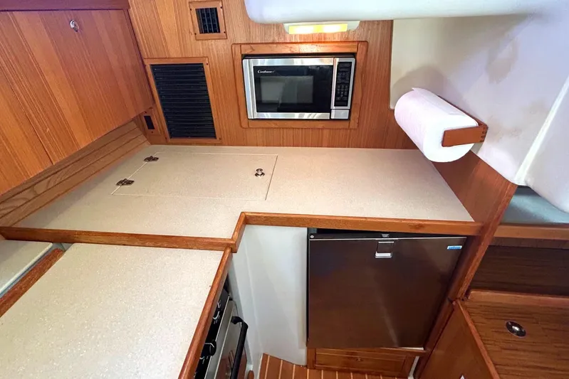 Caroline C Yacht Photos Pics 