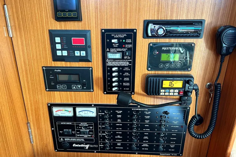 Caroline C Yacht Photos Pics 