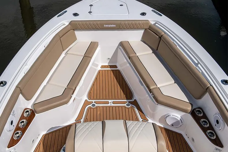  Yacht Photos Pics Manufacturer Provided Image