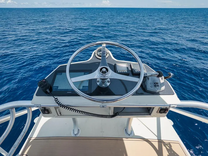 Longer Hours Yacht Photos Pics 