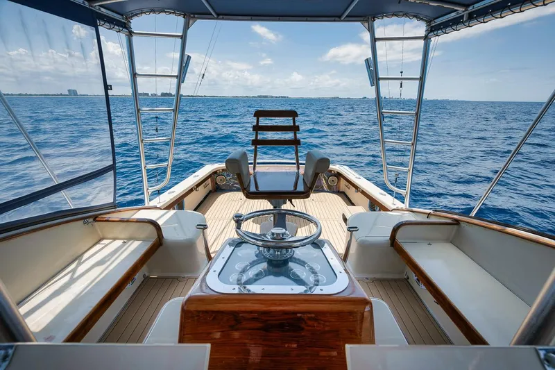 Longer Hours Yacht Photos Pics 