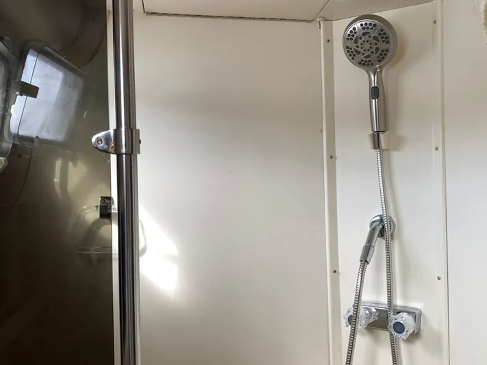 Sugar Magnolia Yacht Photos Pics 