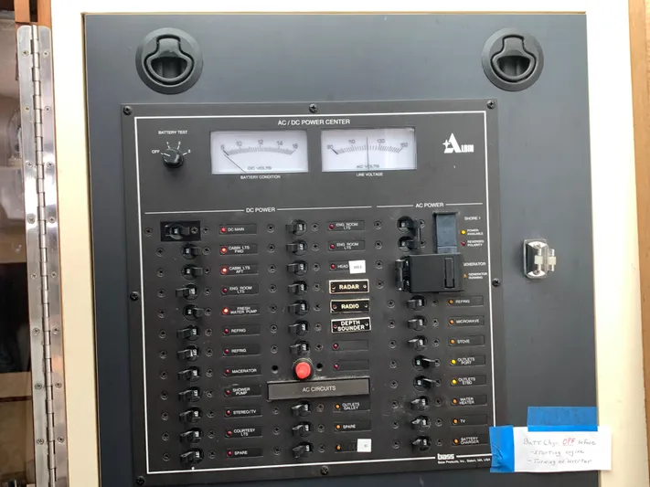 Sugar Magnolia Yacht Photos Pics 