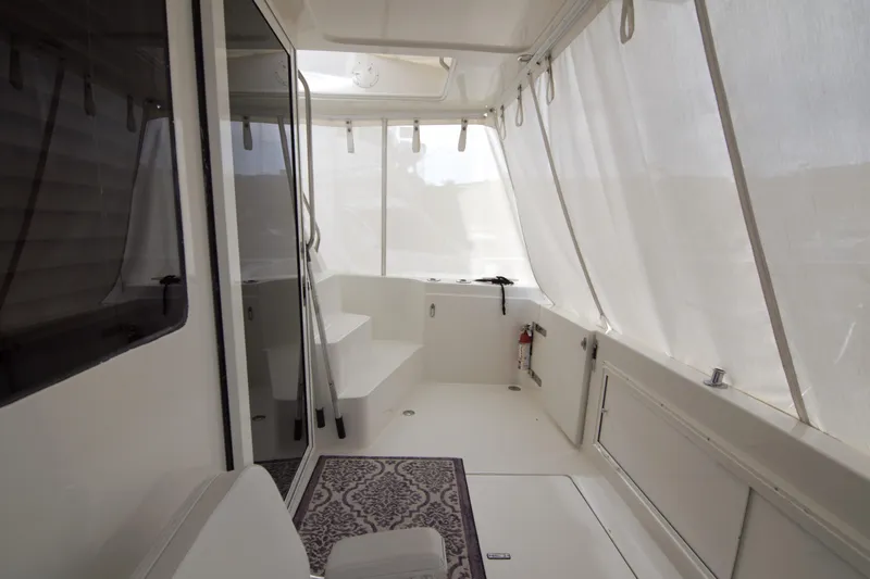 Bula Yacht Photos Pics Aft Deck Starboard