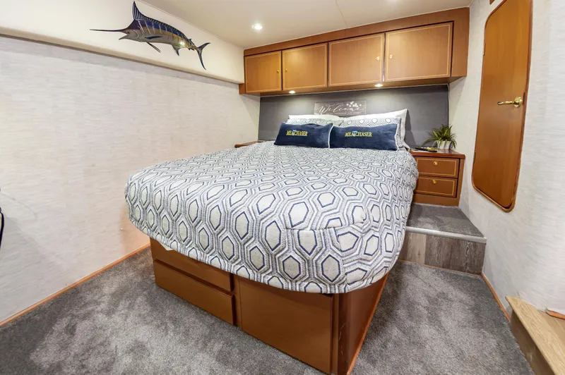 Meat Chaser Yacht Photos Pics 