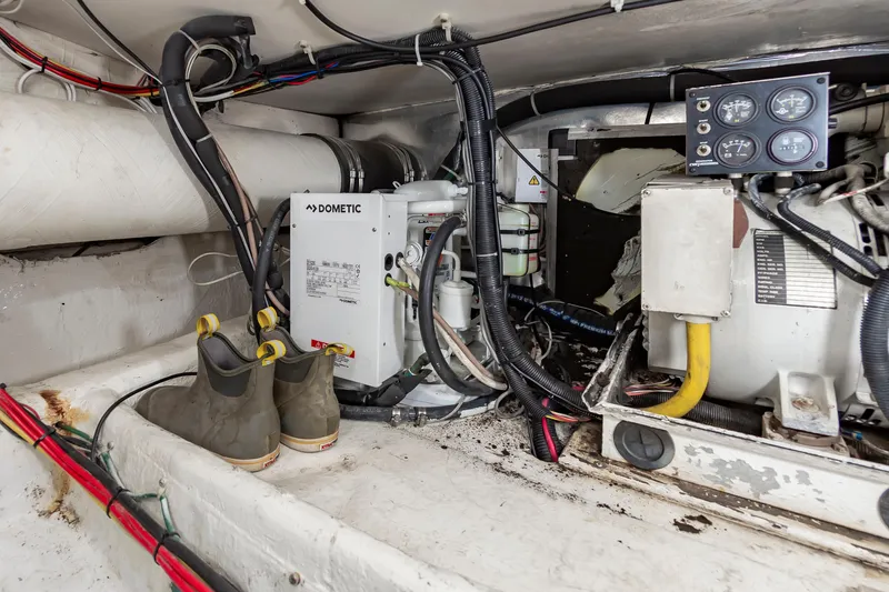 Meat Chaser Yacht Photos Pics 