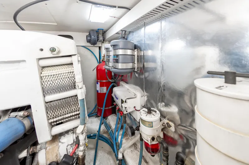 Meat Chaser Yacht Photos Pics 