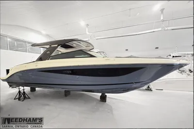 Sea Ray SLX 400 Outboard