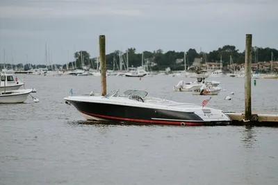 Chris-Craft Launch 28